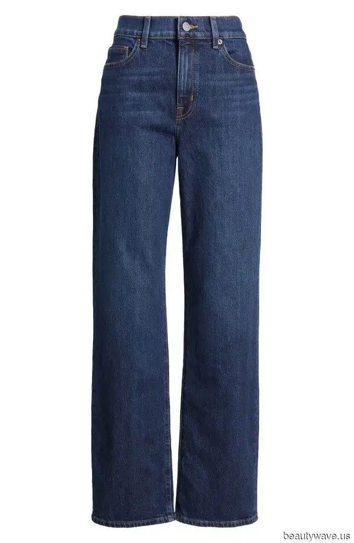 Halten Sie die hellblauen Jeans&mdash;Die Menschen in Paris wissen, dass dieser Denim-Trend für den Herbst weit überlegen ist.