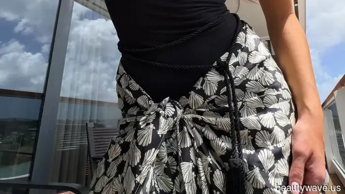 Sets, Separates, Sarongs und mehr: Diese Strandmode-Funde fühlen sich so 2026 an