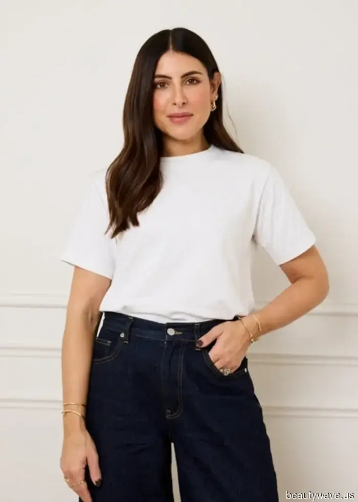 It's Official: These Are the Flat Shoes That Fashion Enthusiasts Are Pairing with Jeans and Skirts This Spring.