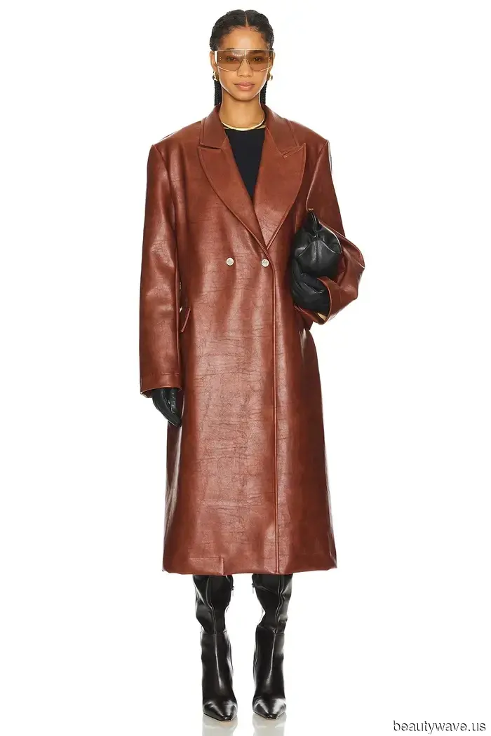 I Recently Introduced My 56-Year-Old Mom to Revolve—37 Cyber Monday Deals We Both Love