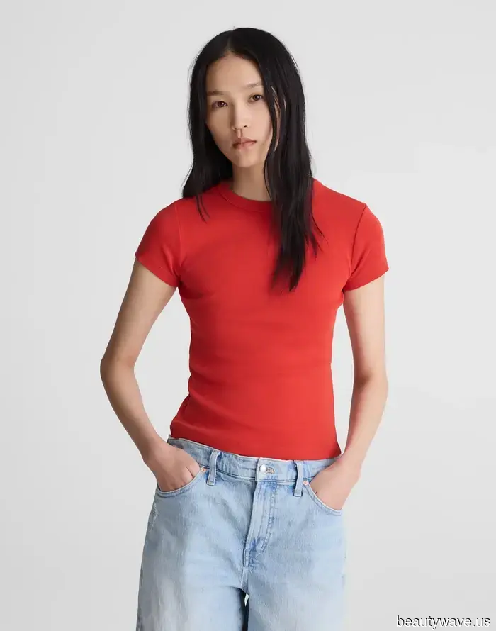6 Shirt Trends That Stylish Girls Are Pairing With Baggy Jeans