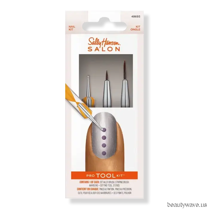 I Inquired with Dua Lipa's Manicurist for Chic Nail Inspiration—It Turns Out, the Wrong-Shoe Theory Is the Key.