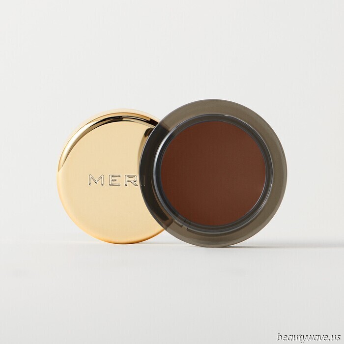 Merit's new SPF is absolutely worth the excitement—it gives my skin an airbrushed appearance.