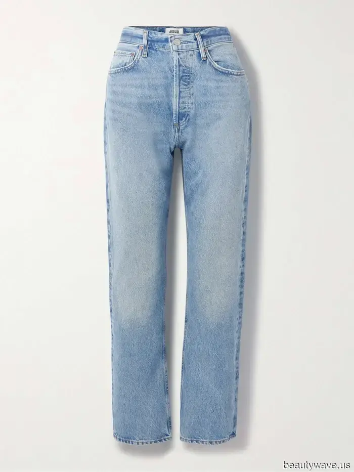 Es stellt sich heraus, dass das Tragen von Jeans und Loafers in diesen Farben der Schlüssel zu einem schicken Look in diesem Herbst ist.