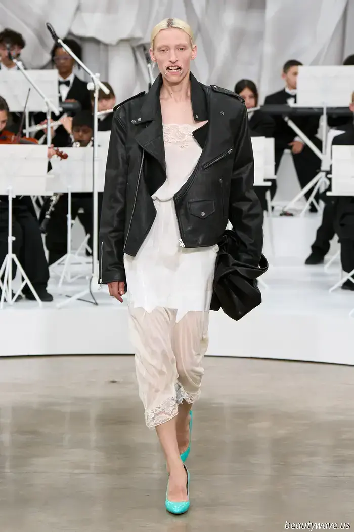 Von zurückhaltend bis überstimuliert: Glenn Martens gibt sein Ready-to-Wear-Debüt bei Margiela