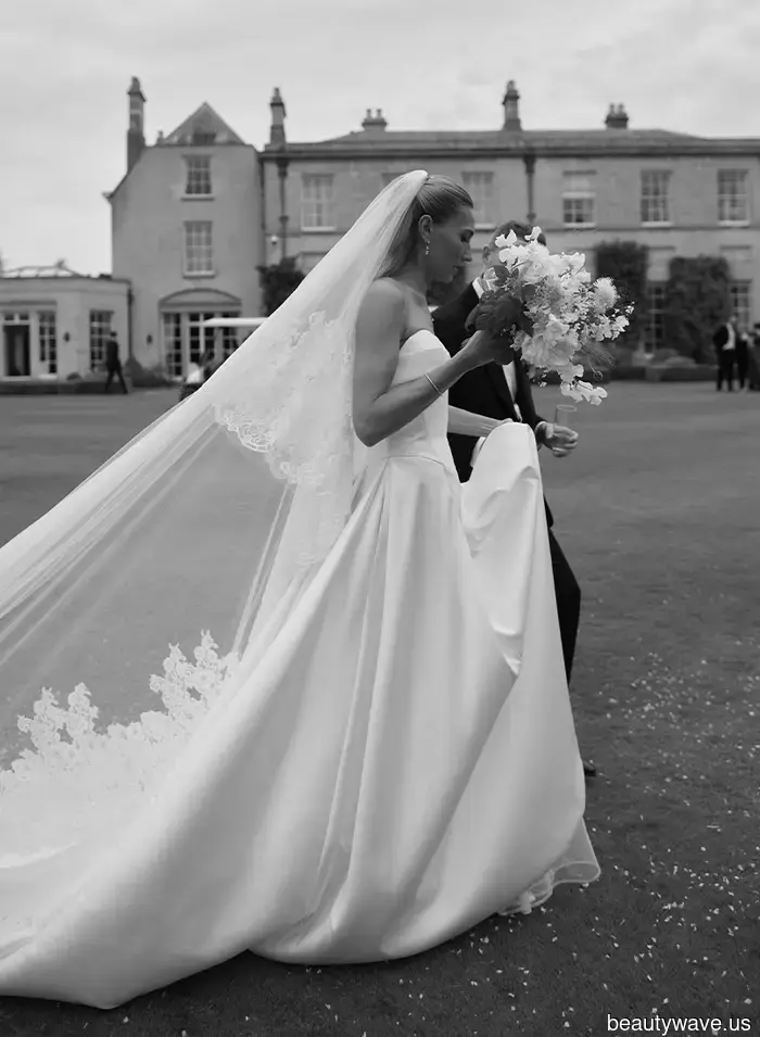 This stunning bride donned a Vera Wang gown and Manolo Blahnik shoes for her sophisticated, timeless countryside wedding.