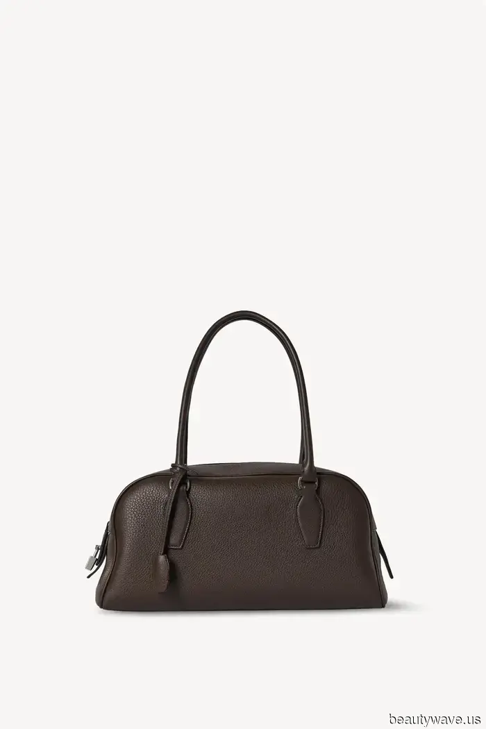 La borsa Margaux è stata dismessa, ma The Row ha svelato il suo successore, e potrebbe essere ancora più chic.