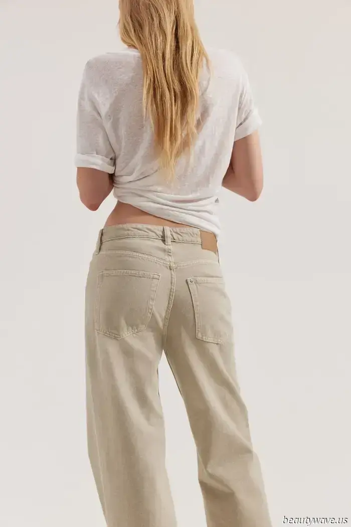 I Blue Jeans sono belli, ma a New York e a Parigi, tutti sanno che questo colore è molto più trendy