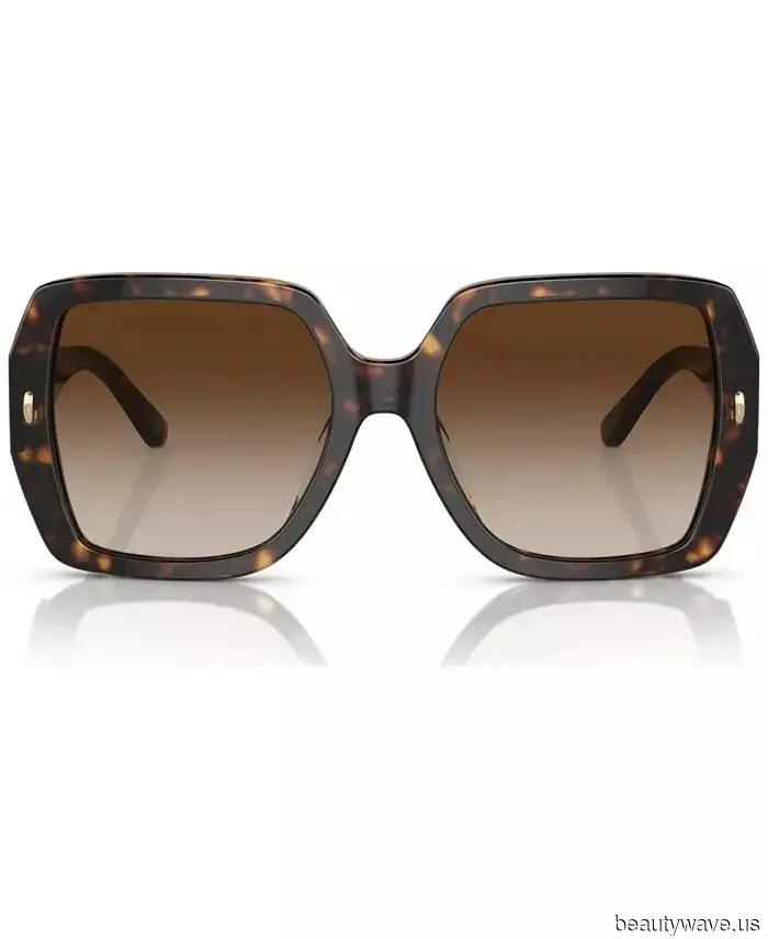 Amal Clooney hizo que las botas de tobillo simples se vieran elegantes para un almuerzo con estrellas Michelin en Provenza.