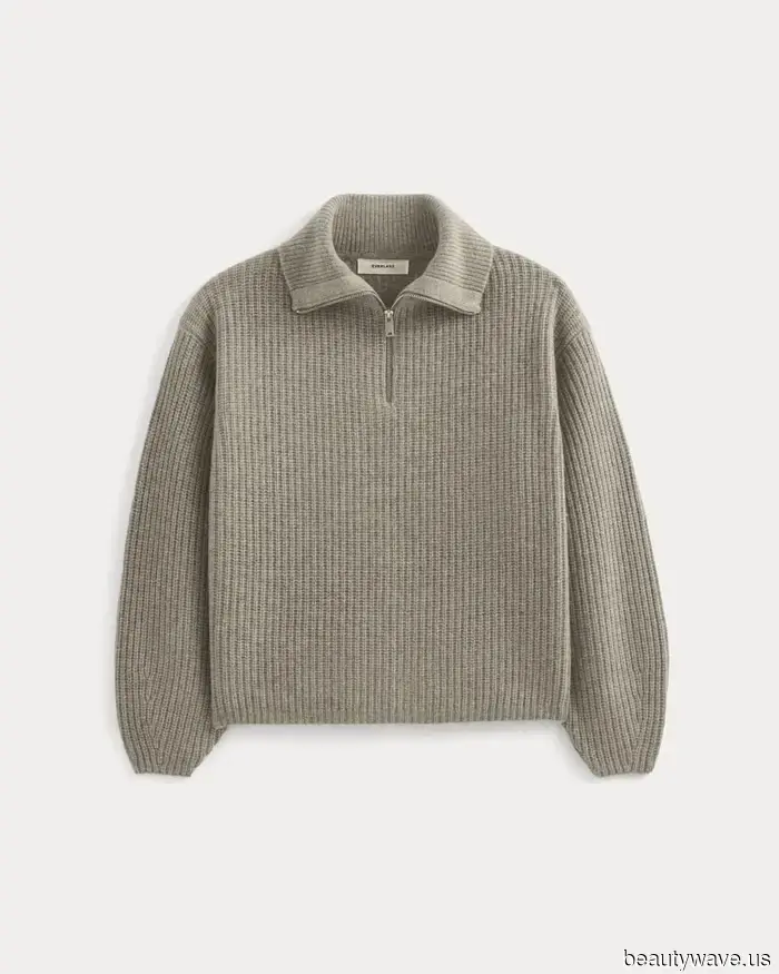 Apologies, Barrel Jeans—this denim trend appears much more sophisticated when paired with heels.