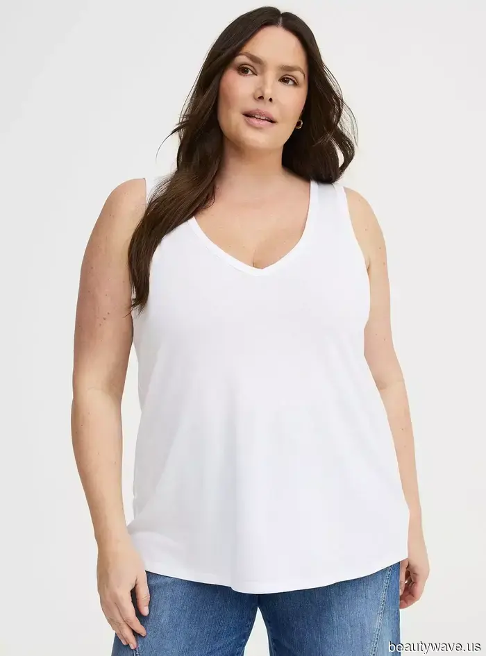 Haltet die T-Shirts, Mode-Mädchen tragen stattdessen diese schicke Silhouette.