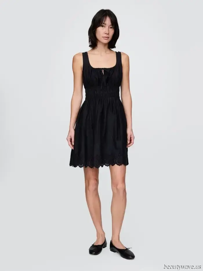 I'm a stylist—here are the 10 summer items I suggest to all my clients.