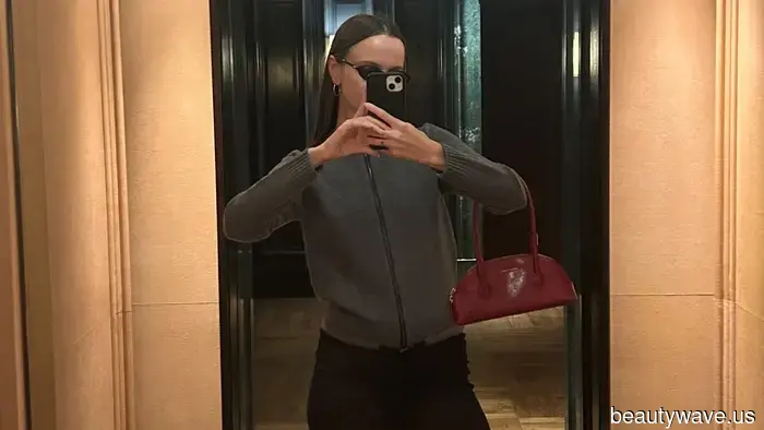 I'm a Fashion Editor in NYC—this is the one handbag I've been pairing with all my outfits.