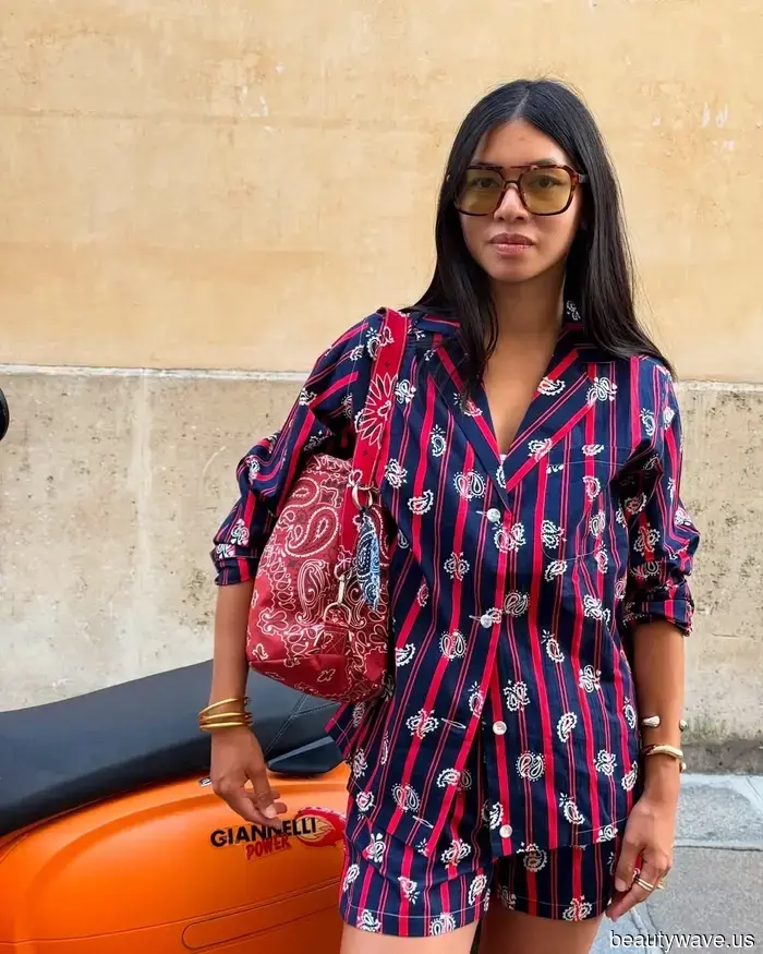 Der urlaubsbereite Druck, der in dieser Saison leise die Kleiderschränke der Modeleute erobert.