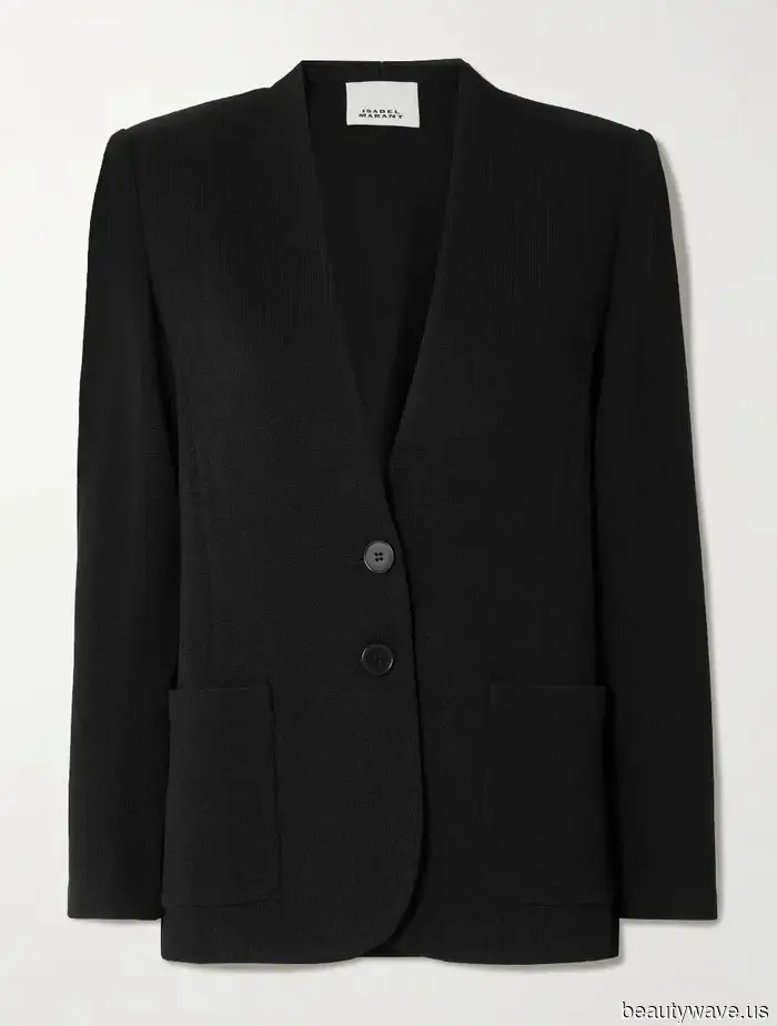 5 Classic Outfit Formulas that Fashionable Individuals in Paris, London, and Stockholm Rely on Every Winter