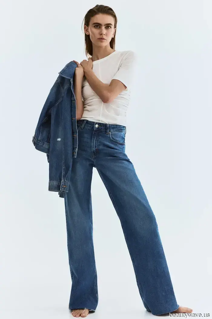 Non Sneakers&mdash;Le Donne Più Cool Nei Loro 60 e 40 Anni Indossano Jeans Dritti Con Queste Scarpe Invece