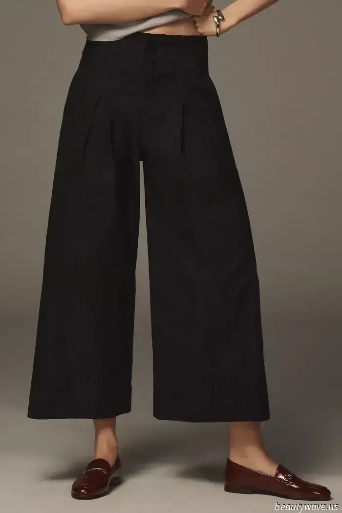 Spotted on Greenwich Street: An Unexpectedly Stylish Approach to Wearing Culottes (Yes, I Mentioned Culottes) This Summer