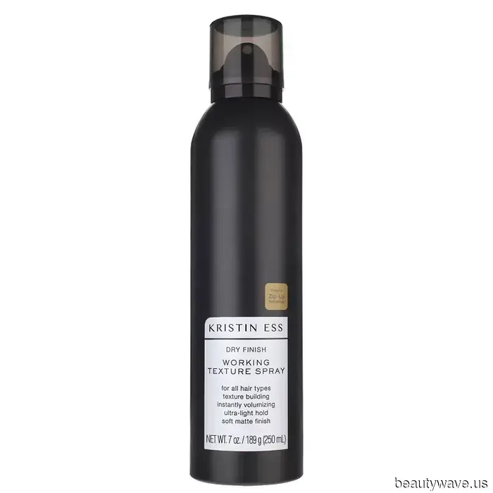 Neither a French Bob nor a '90s Blowout—14 Collarbone-Length Haircuts That Suit Everyone