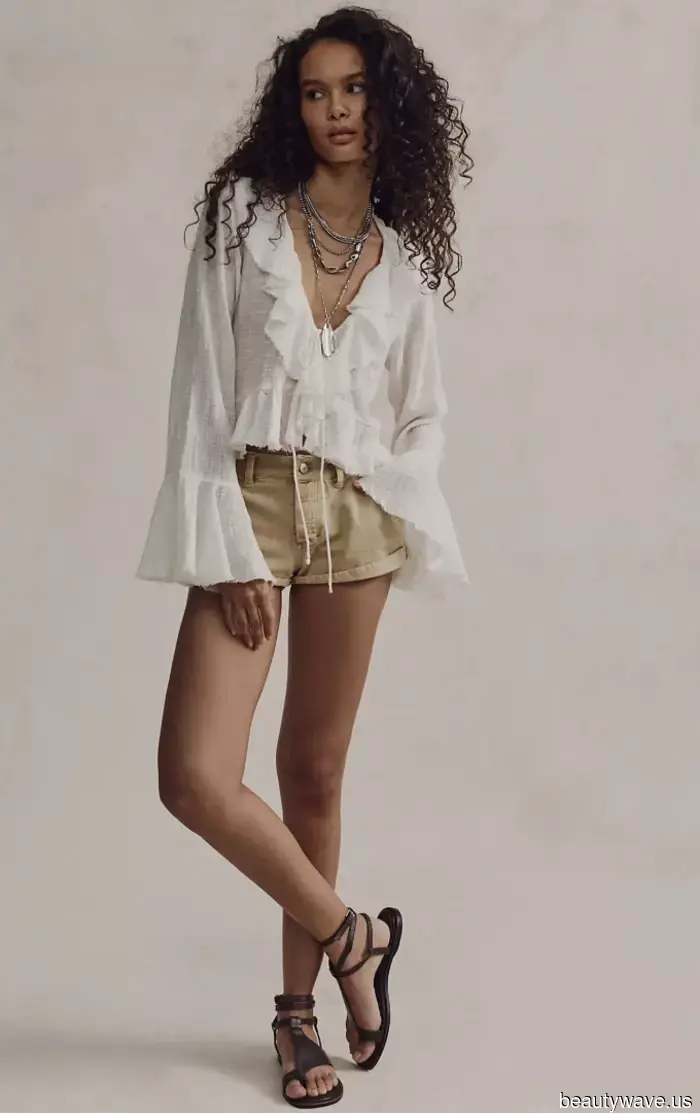Step Aside Broderie Blouses—Jeans and Sandals Are Far More Stylish with This Trending Option.