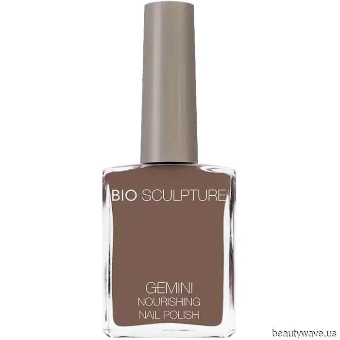 Timeless, Elegant, and Reliable: Here Are the 11 Most Stylish Nail Polish Shades Ever Created