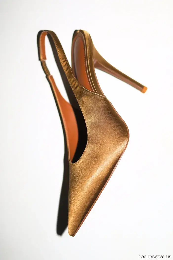 Non Nero, Non Argento&mdash;Questa È la Tendenza Inaspettata delle Scarpe che Sofia Richie Preferisce Invece