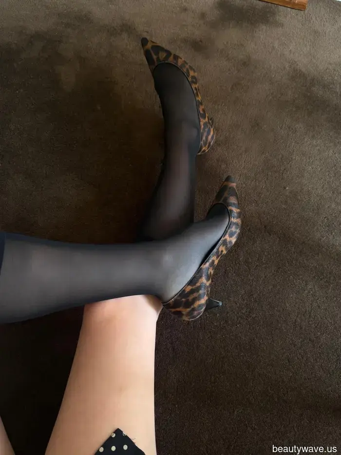 Scusa le mie classiche scarpe nere, ma questa tendenza delle scarpe stampate sta definendo l'autunno 2025.