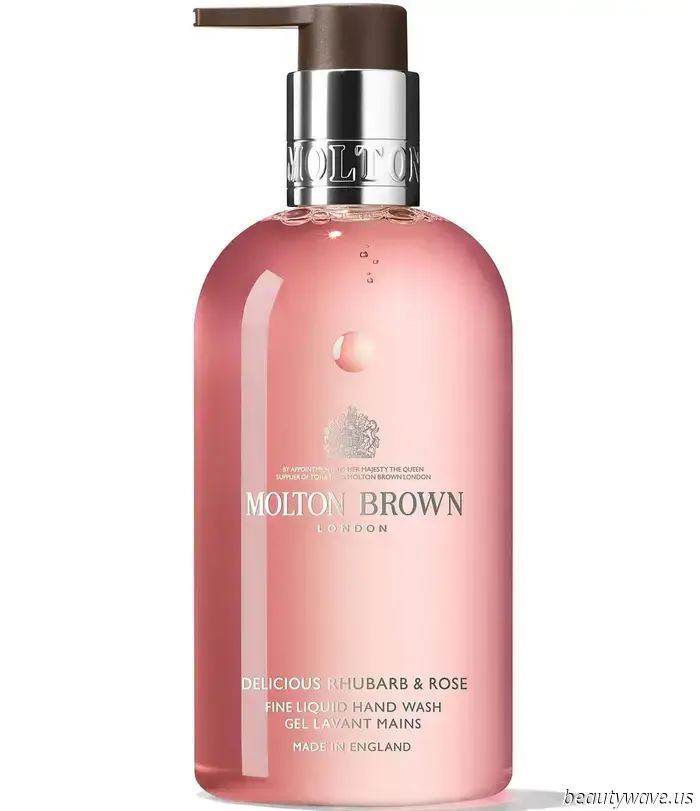 I haven't even relocated yet, but I've already purchased these 15 stylish home fragrance discoveries.