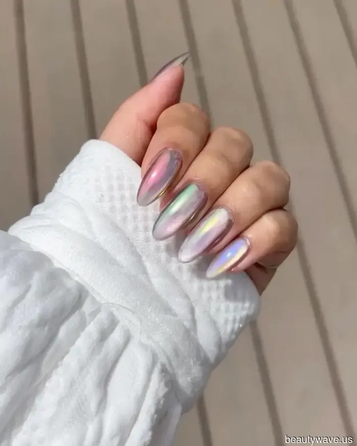 Step Aside, Milky Manicures—Here Are 19 More Intriguing Ways to Sport Glazed Nails in 2025.