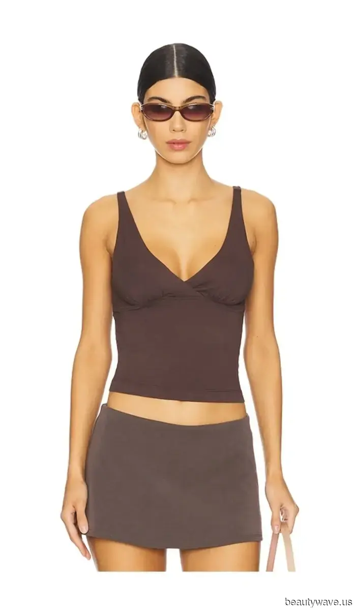 Soy un editor de compras de la Generación Z&mdash;Estas son las piezas más geniales en Reformation, Revolve y Shopbop ahora mismo.