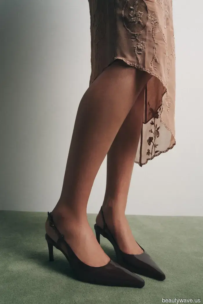 I paillettes non sono "fuori moda", ma se vuoi indossarle questo inverno, dovresti abbinarle in questo modo, questo,…