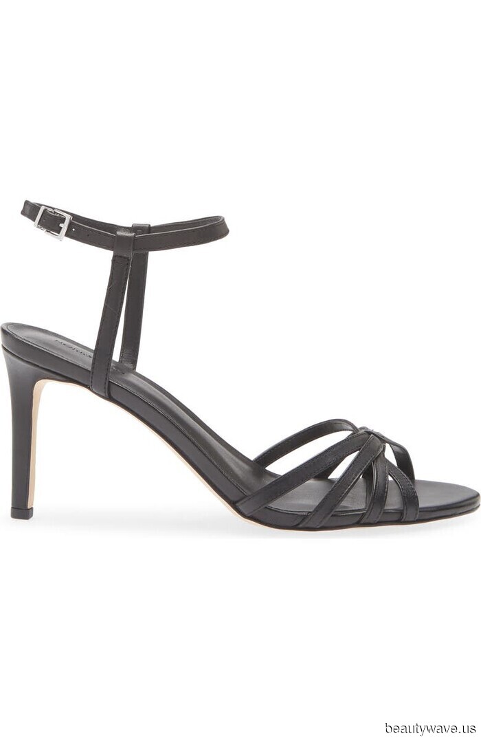 The '90s Dress and Shoe Combinations That It Girls Are Sporting at Parties in East Hampton (Sorry, Flip-Flops, You…)