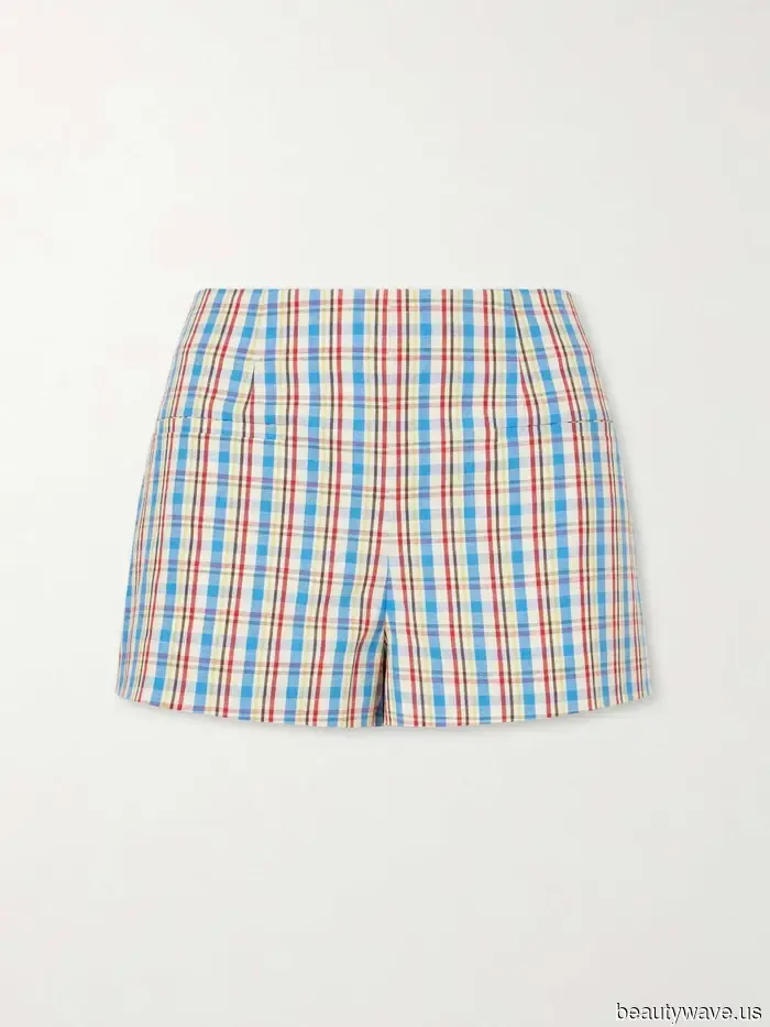 I don’t take style cues from men, but I *will* borrow these items from their summer wardrobes.