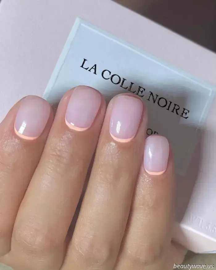 Le unghie alla francese possono essere molte cose, ma "cool"? Beh, lo sono se fai questa semplice sostituzione.