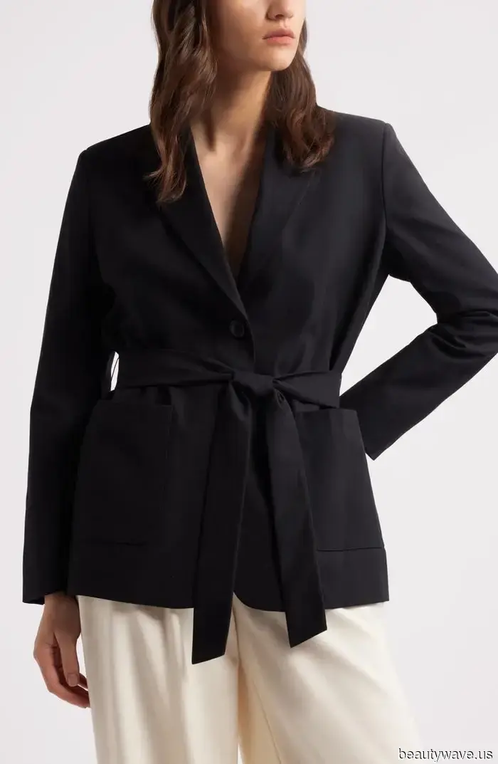 6 Stylish Blazer Looks That Trendy European Women Are Sporting