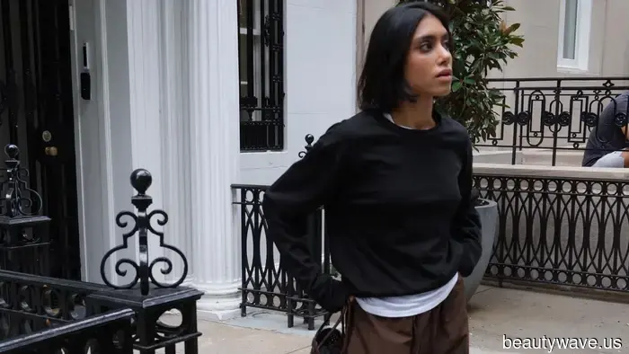These $98 drawstring pants are a staple in the transitional wardrobe of every It Girl in L.A. and NYC.