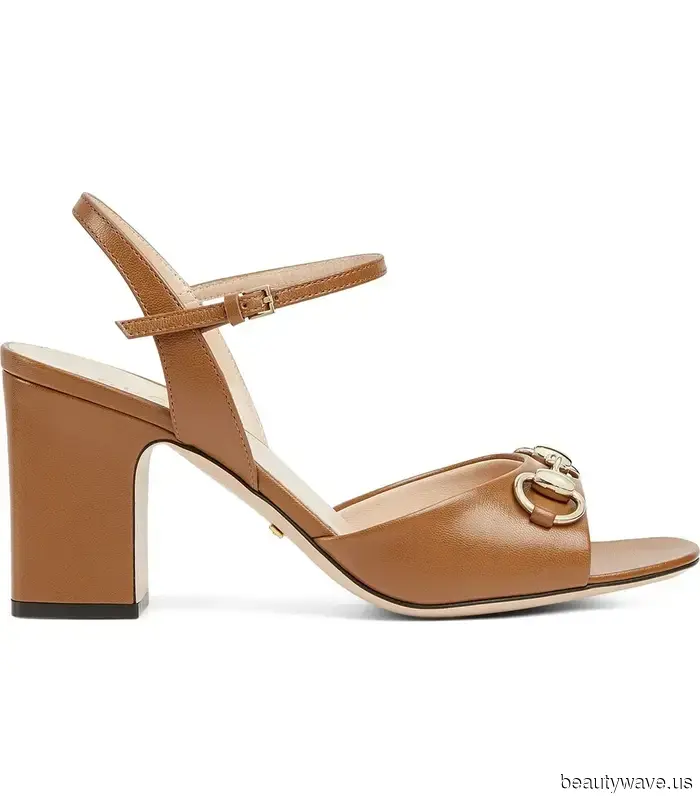 Just a heads up: Taylor Swift has revived this "dated" accessory color trend and made it trendy again.