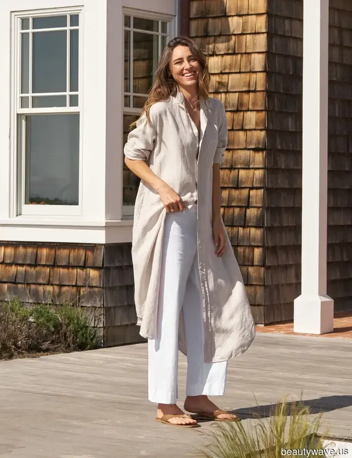 Linens! Poplins! Stripes! This celebrity-endorsed brand is what I'll be wearing in NYC this summer.