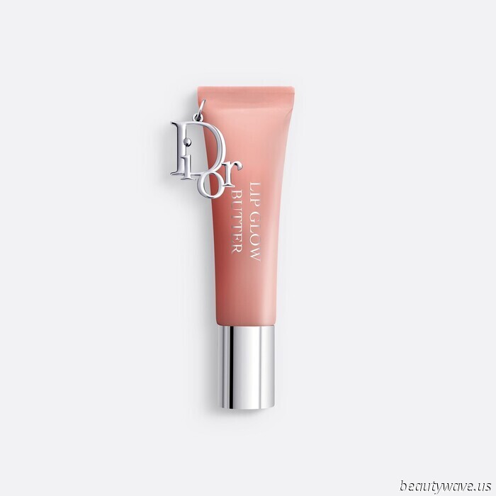 Dior has just refreshed its iconic Backstage makeup collection and revamped this celebrity-favored blush that went viral on TikTok.
