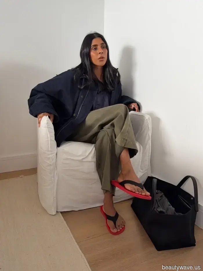 Neither Black nor Brown: This Is the Pant Shade I Noticed Fashion Enthusiasts Sporting from Paris to London.