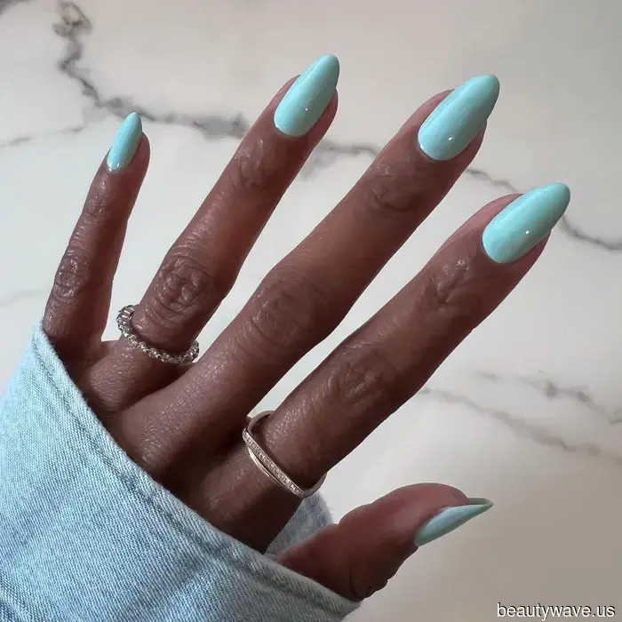 "It's Giving Mermaid" — The Nail Color Approved by Gen-Z That is Taking Over This Summer