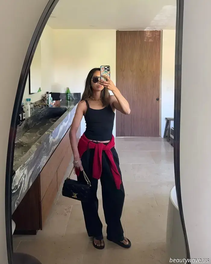 This pant style paired with flip-flops forms the most stylish combination we've encountered all summer.
