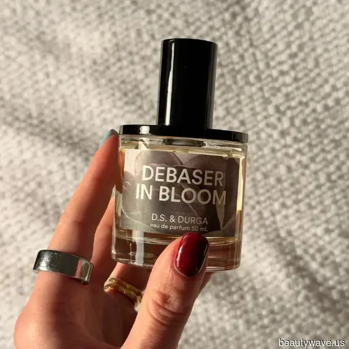 Step Aside, Florals—9 Summer Fragrances That Capture the Freshness of Newly Mown Grass