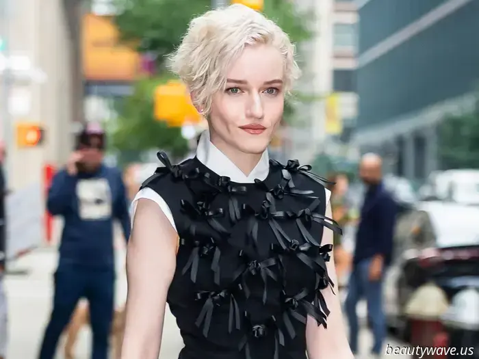 Julia Garner Recently Sported This Anti-Athleisure Footwear Trend with Leggings in NYC