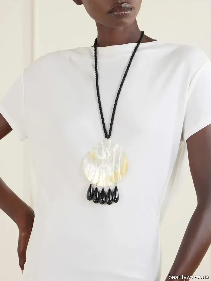 I’m declaring that these are the only contemporary jewelry brands you should keep an eye on.