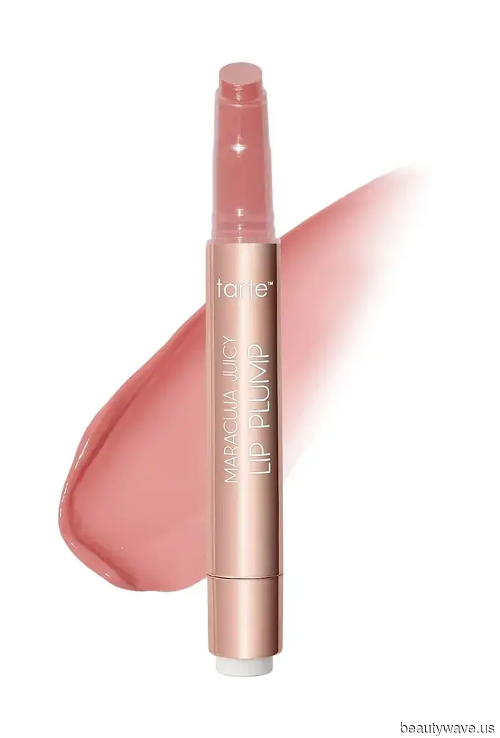 Olivia Dean's Beauty Styles Capture the Essence of Rom-Coms: 9 Instances That Won Our Hearts.