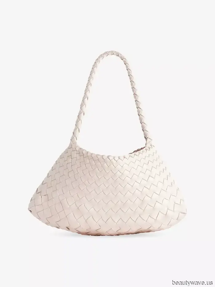 If you plan to purchase a woven bag this summer, choose this sophisticated and classic design.