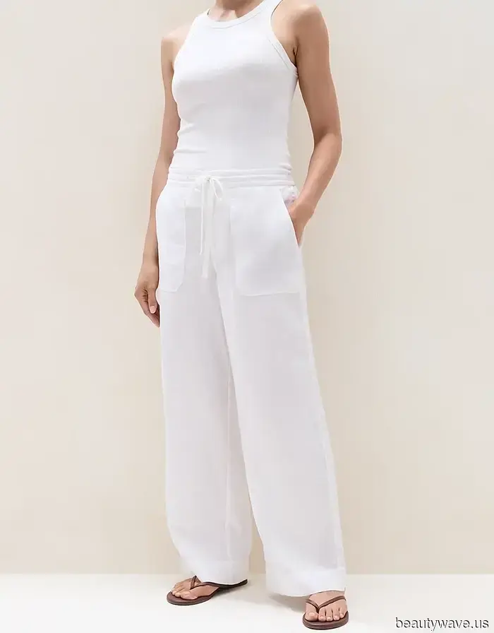 Chic French women are aware that these 7 essential wardrobe pieces are crucial for achieving an expensive look during the summer.