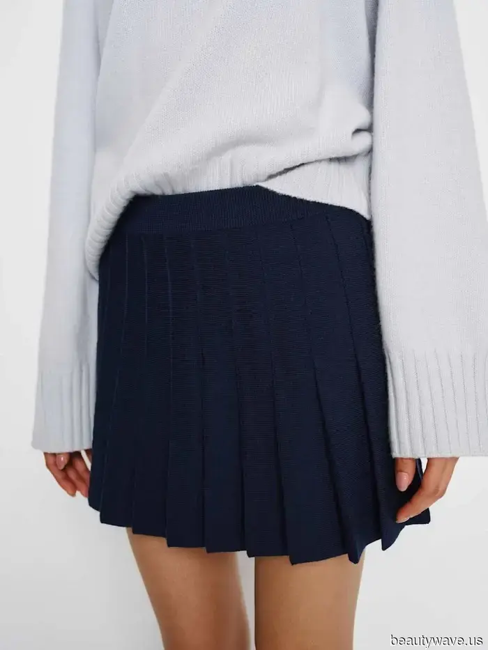 Not Sneakers, Not Flats—Stylish Individuals Are Opting for Skirts Paired with This Surprising Shoe Trend Instead.