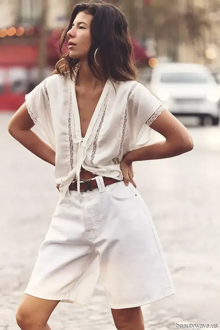 6 Surprisingly Chic Denim Shorts Looks That Are Trending Among Fashion Enthusiasts