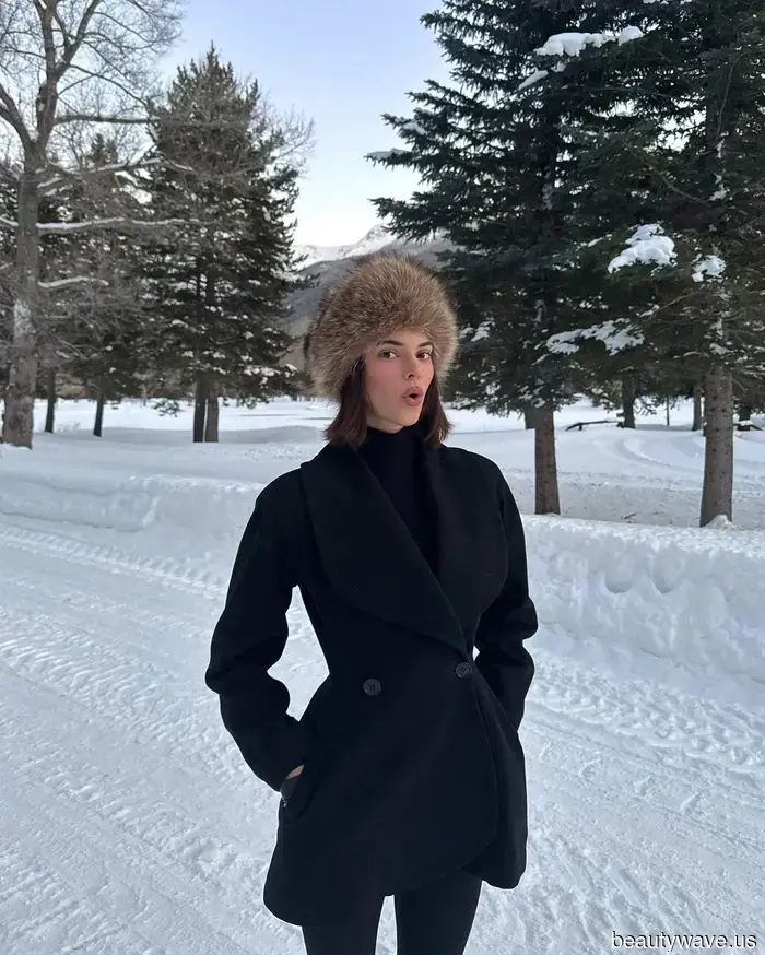 Neither a French Bob nor a '90s Blowout—14 Collarbone-Length Haircuts That Suit Everyone